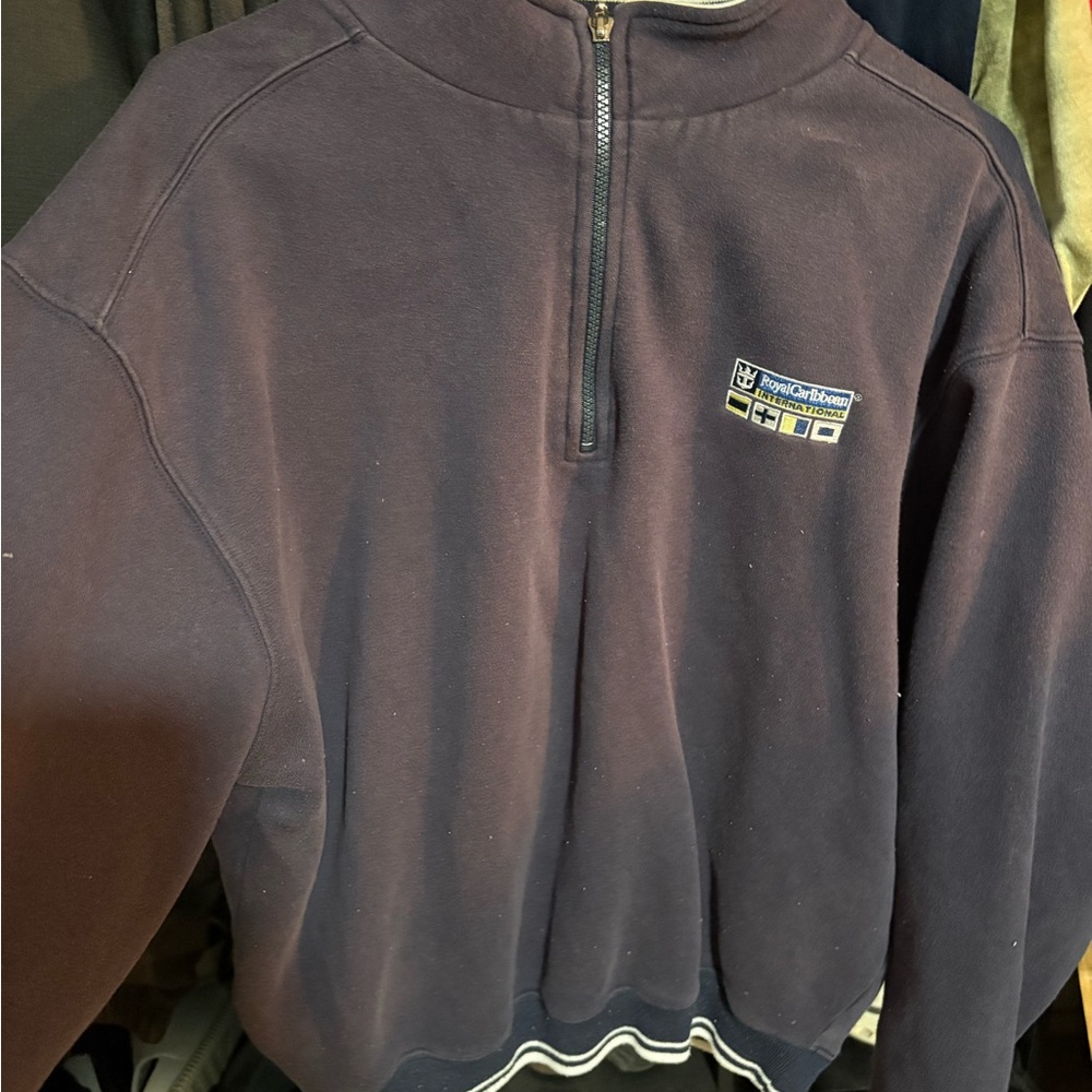 Caribbean Men's Black Zip-Up Sweater